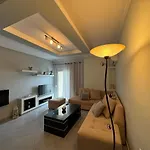 Gloal Sea View Apartment