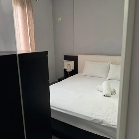 Gloal Sea View Apartman